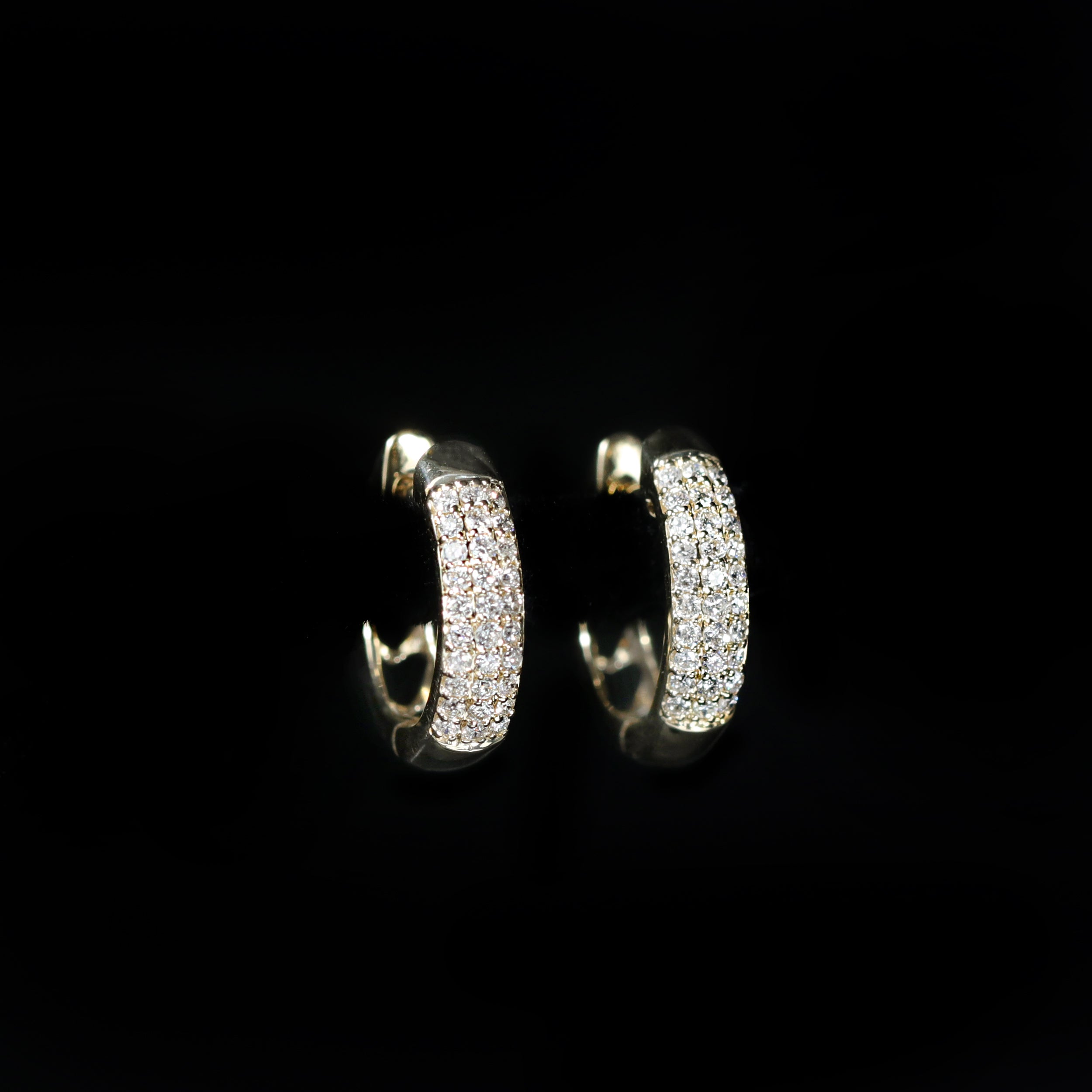 Yellow Gold 0.30 CTW Diamond Huggie Hoop Earrings