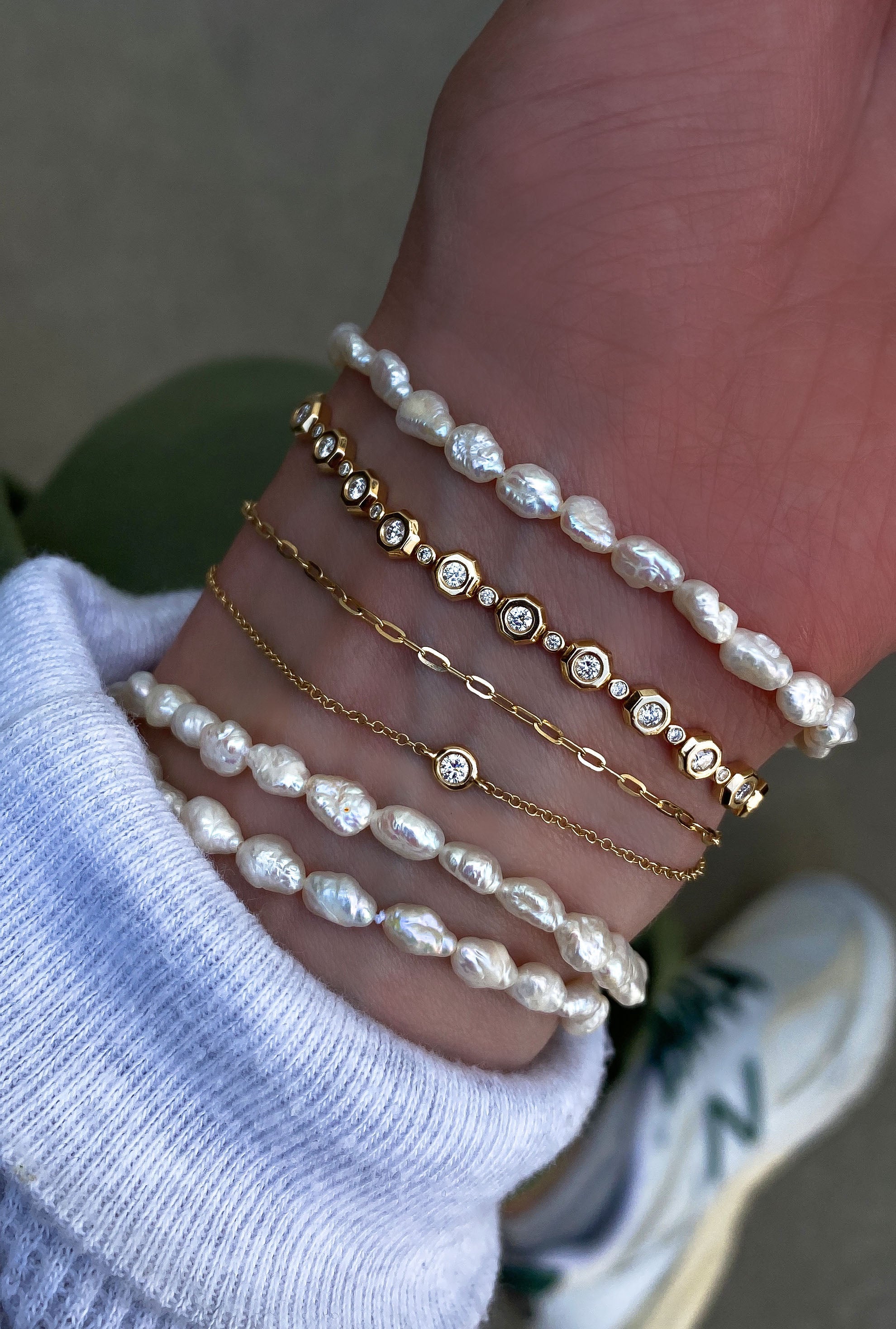 14kt gold fresh water pearl bracelet