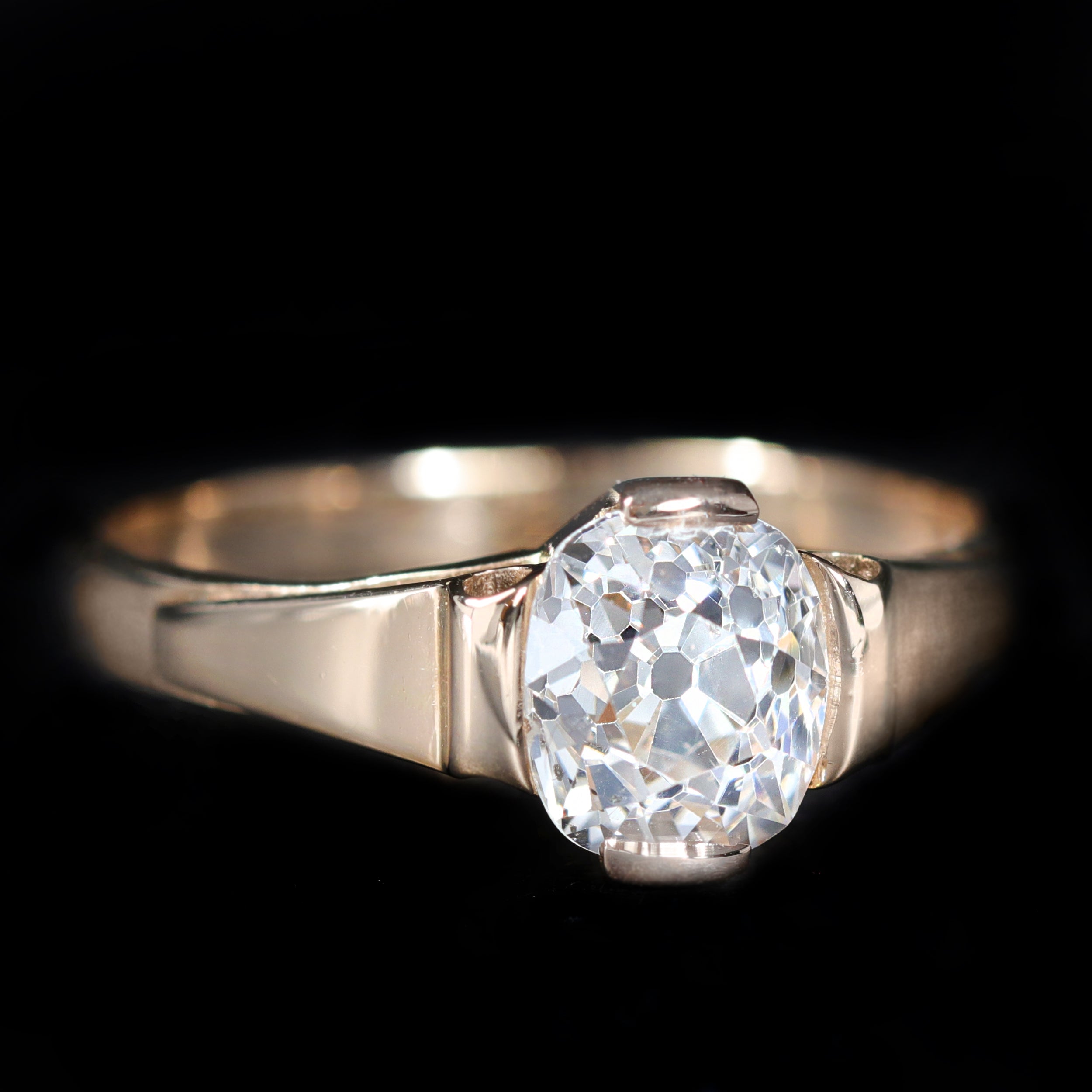 Victorian 1.61 Carat Old Mine Cut Diamond Engagement Ring