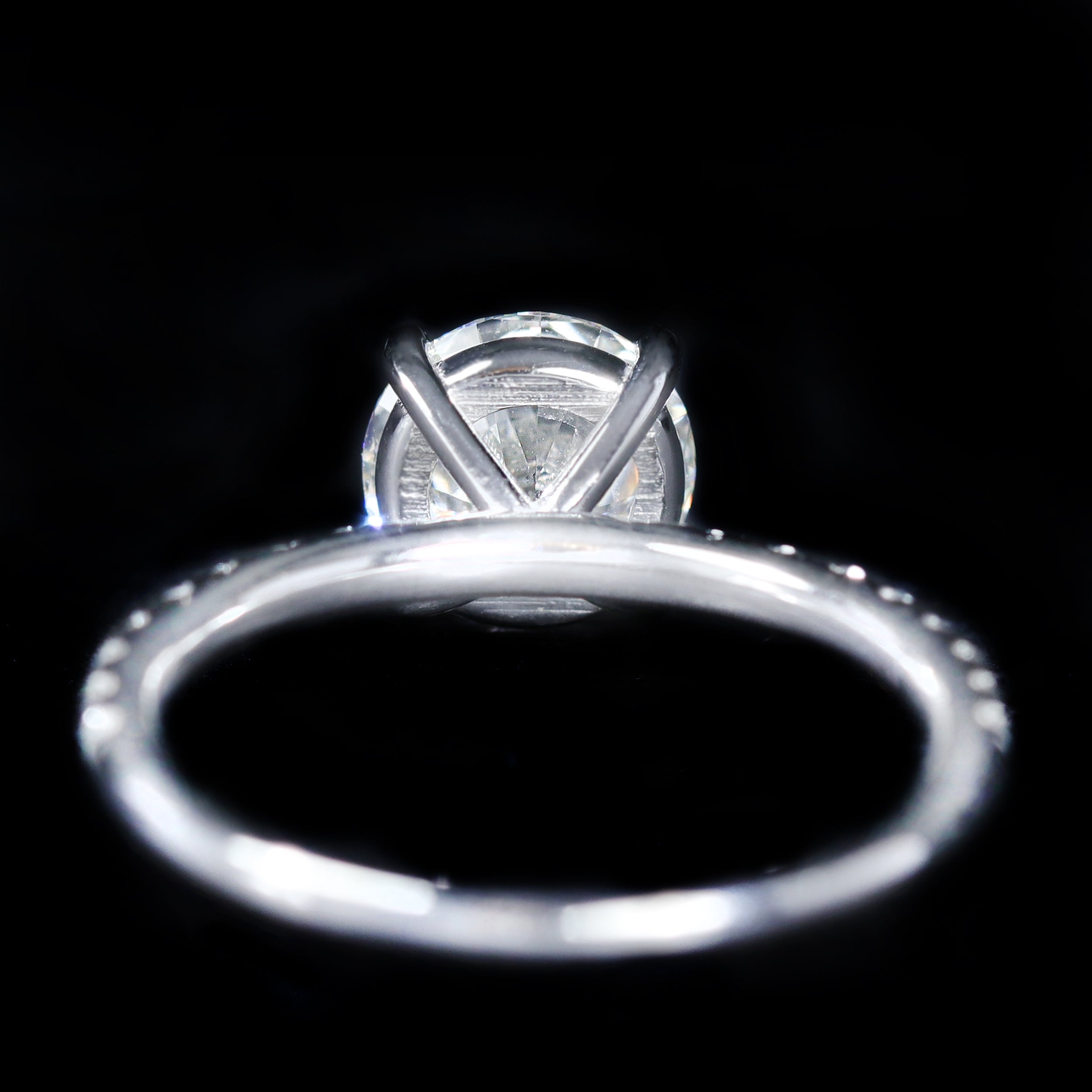 1.70 Carat Round Brilliant Cut Diamond Engagement Ring