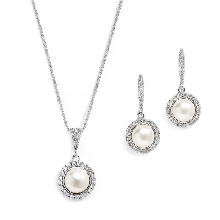 Luna Freshwater Pearl Pendant Set